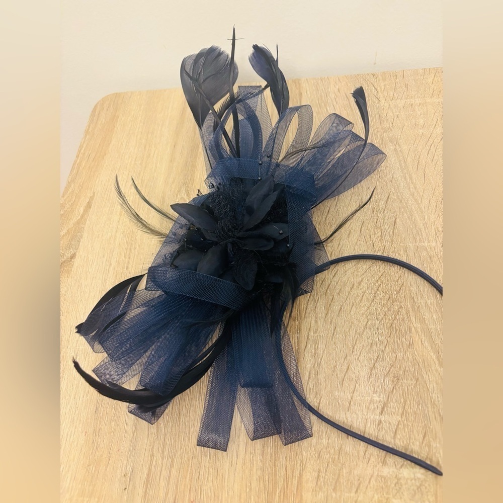 Elegant Black and Blue Fascinator - Picture 3 of 4